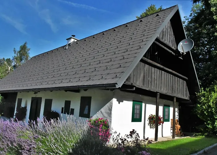 Kauschlerhof بيت للعطل *